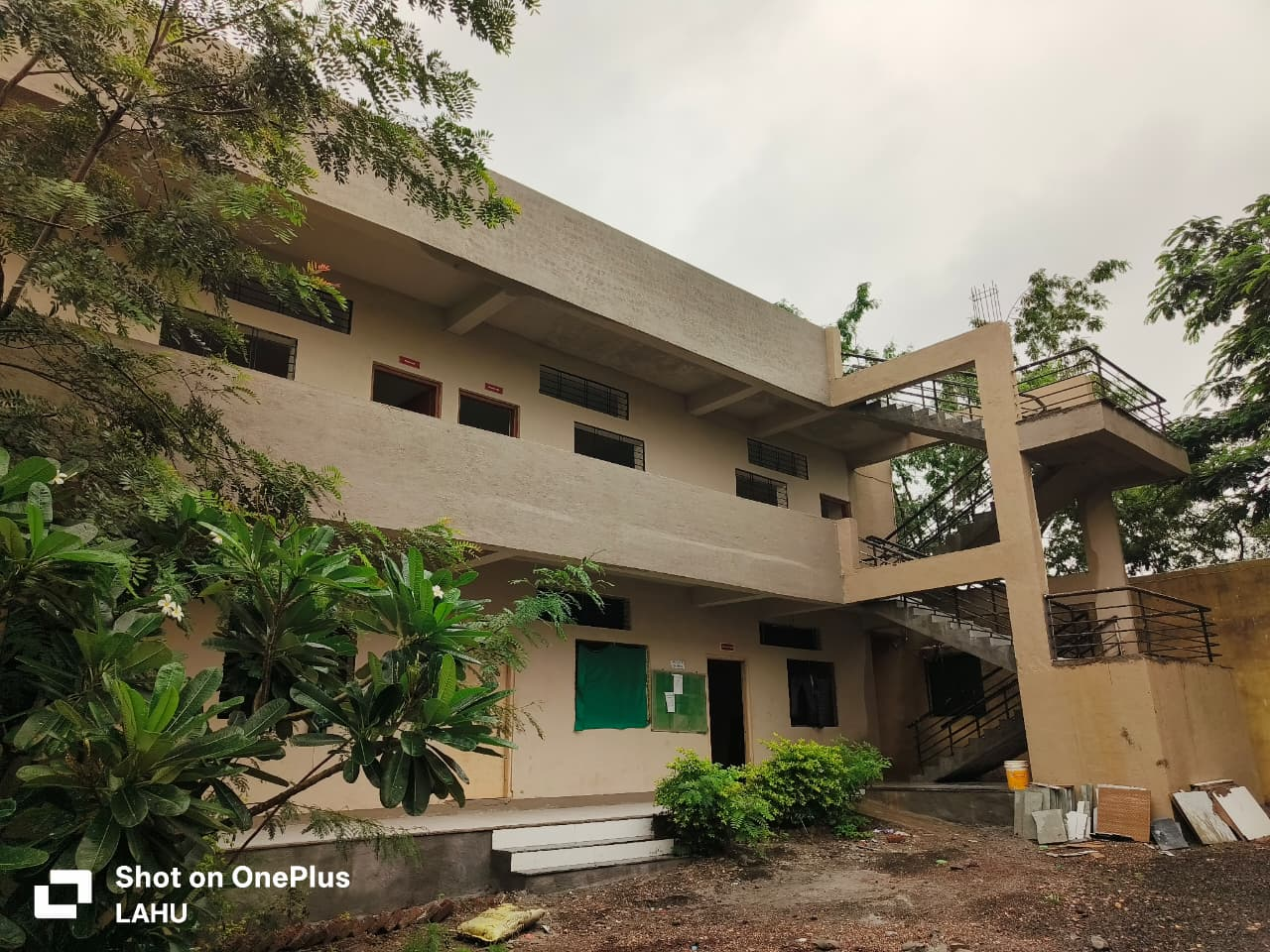 Campus 1
